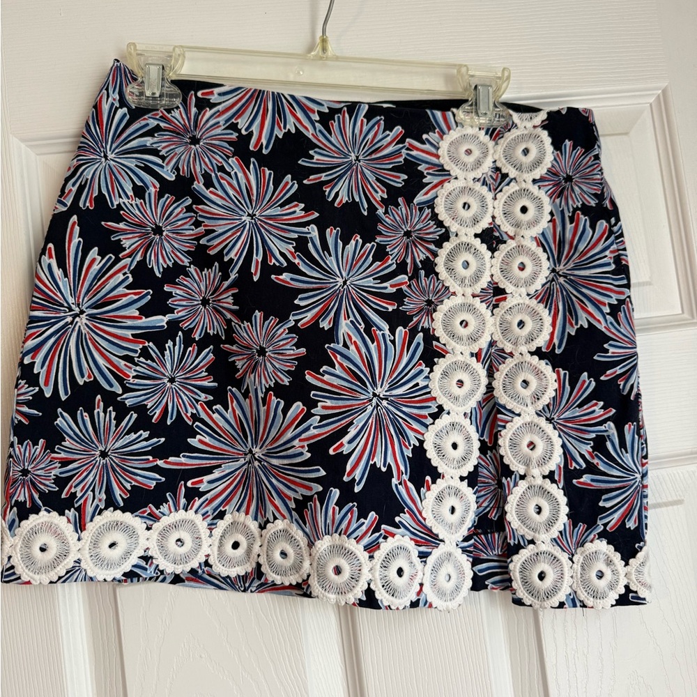 crown & ivy Navy Floral Crochet-Trim Mini Skirt